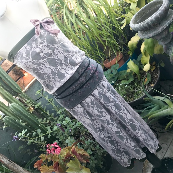 Hand made stretch lace dress - Picture 1 of 6